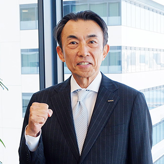 旗生 泰一